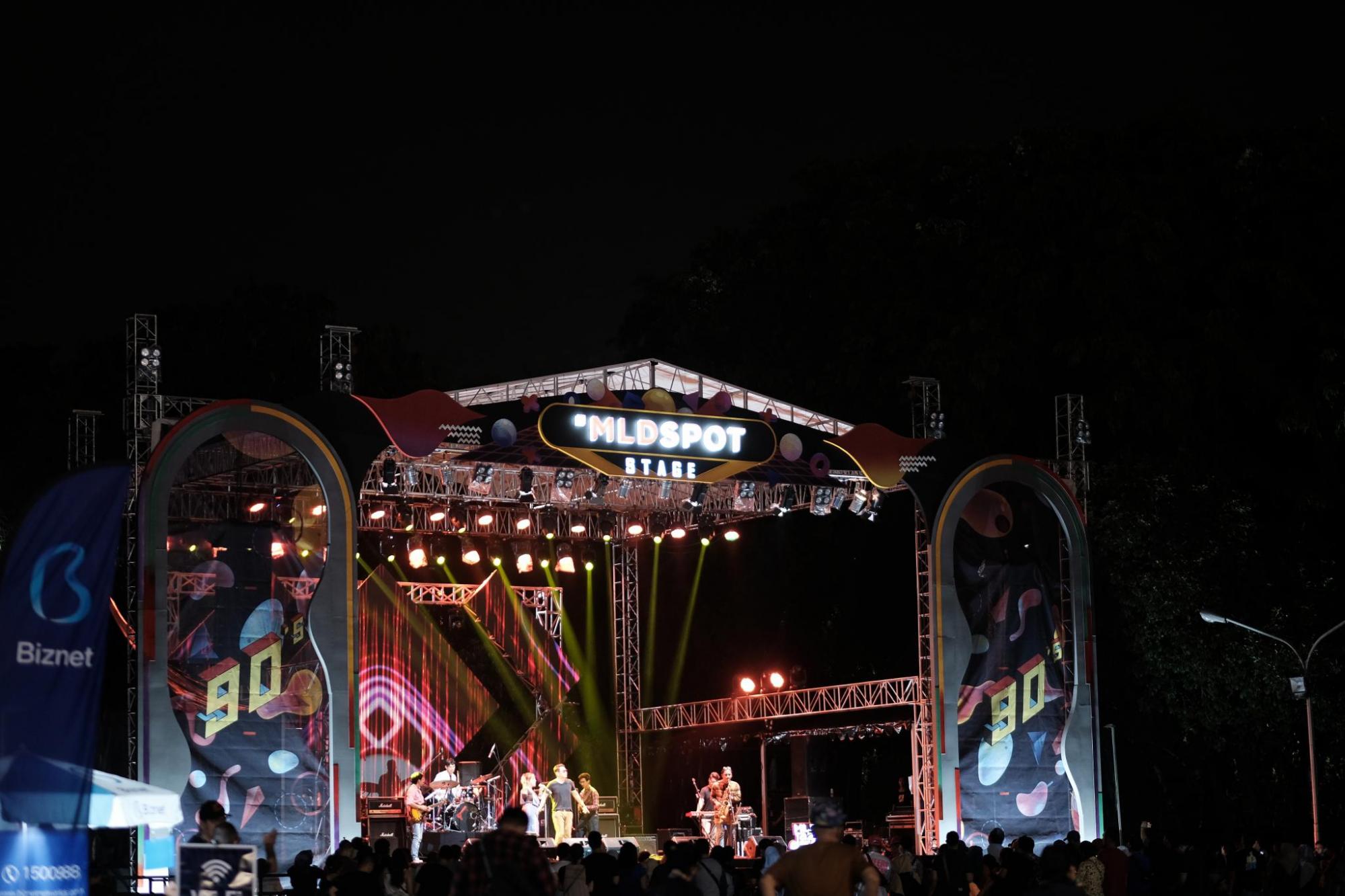 Musik Penuh Warna Di MLDSPOT Stage The 90s Festival 2019